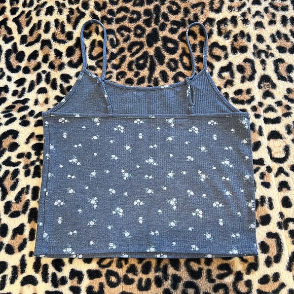 Blue Flower Crop Top - Picture 2 of 4